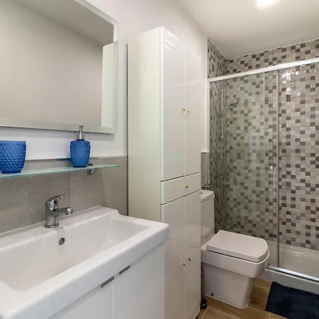 Flatguest Danubio + Sea View + Pool + Apartament