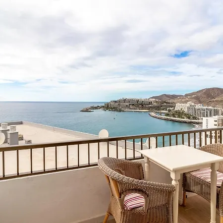 Apartament Flatguest Danubio + Sea View + Pool +